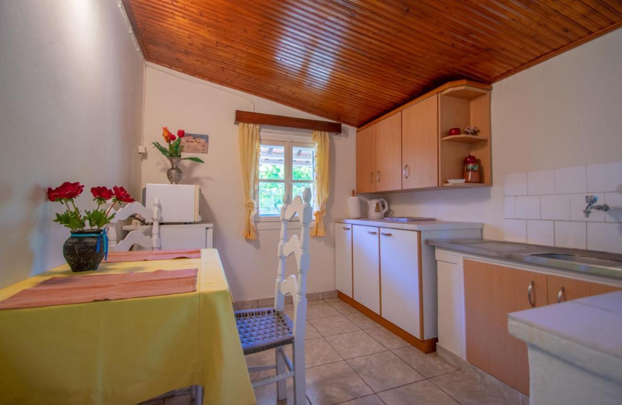 Doras Beach Bungalow B By "Elite" Plános Buitenkant foto
